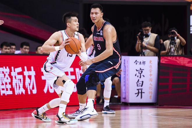 辽粤战3.0打响 郭艾伦张镇麟争首胜