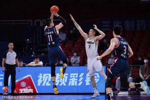 广东男篮大败辽宁队  轮换不足失误多及手感不佳都是失败原因