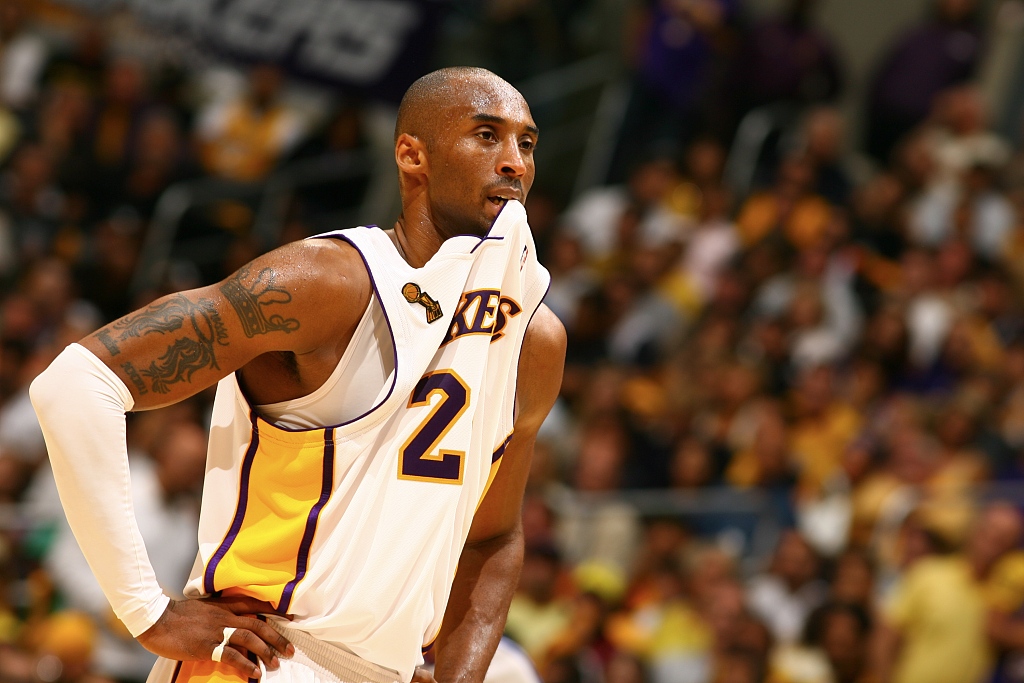 历史上的今天 科比季后赛对上掘金拿下49分10助攻