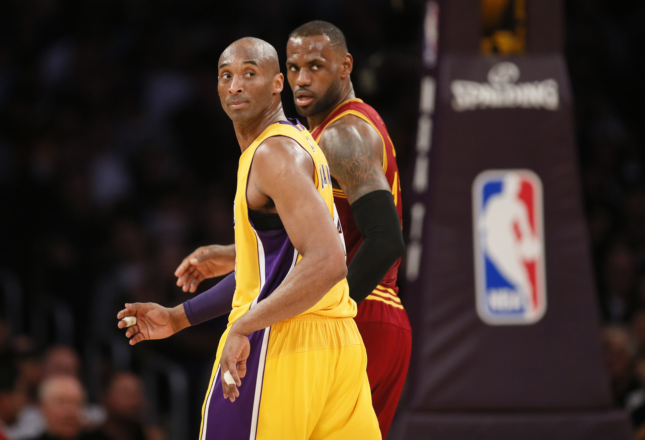 入选最佳一阵最多的球员榜单 詹姆斯12次 科比和马龙11次