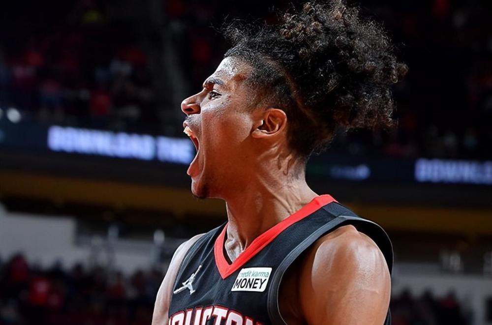 格林本赛季一战封神 创造多项NBA记录
