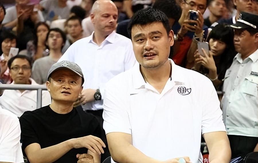 姚明如何收购上海男篮 一己之力保住中国篮球