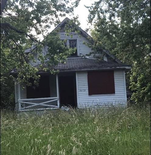 麦基晒童年的房子寄语孩子们 坚持梦想相信自己