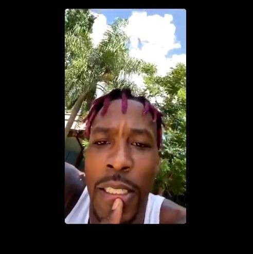 霍华德直播中表示不相信疫苗也不相信口罩